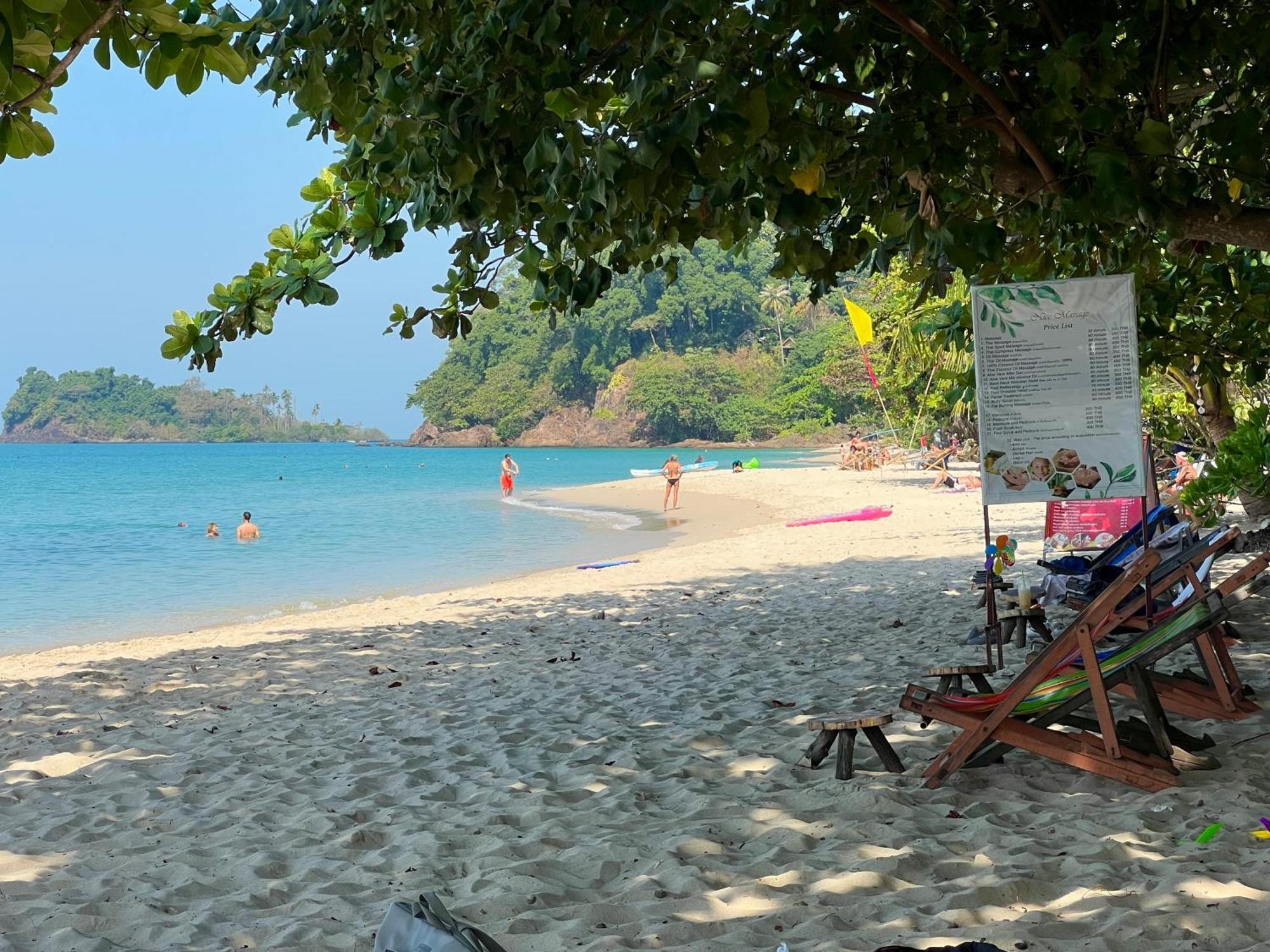 Sleep Inn - Lonely Beach Koh Chang Bagian luar foto